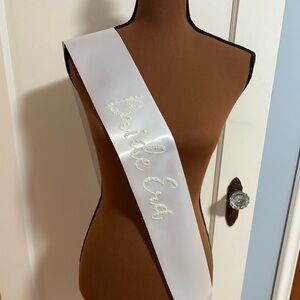 Faux Pearl Bride Era Sash